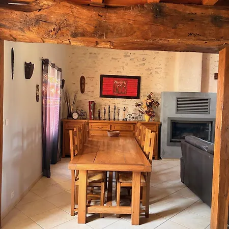Le Hameau De La Traheniere 招待所 3*